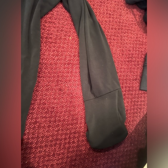 MICHAEL Michael Kors XL top EUC V neck Criss cross bell sleeve host pick - Picture 11 of 11